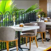 استخدام پرسنل رستوران با جای خواب|استخدام خدمات فروشگاه و رستوران|مشهد, وکیلآباد|دیوار