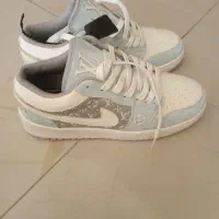 کتونی وارداتی