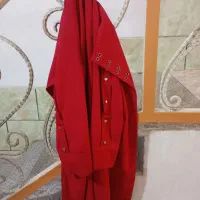 کاپشن|لباس|شیراز, کوشک میدان|دیوار