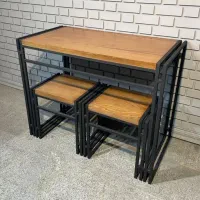 میز چوبی همراه با صندلی