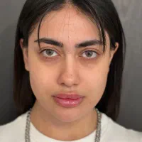 بمب تخفیفات میکاپ و شینیون|خدمات آرایشگری و زیبایی|رشت, دروازه لاکان|دیوار