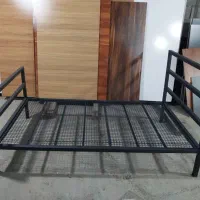 تخت فرفوژه فلزی