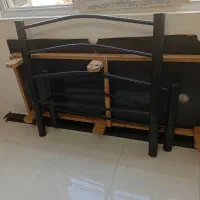 تخت خواب یکنفره در حد نو فقط 2 میلیون