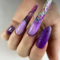 آموزش کاشت ناخن