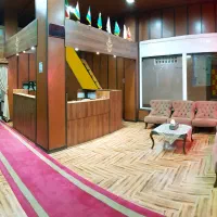 استخدام پاره وقت پذیرشگر هتل شیفت شب