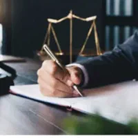 پذیرش وکالت دعاوی حقوقی و کیفری توسط وکیل پایه یک