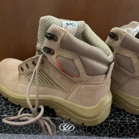 بوت نظامی|کیف، کفش، کمربند|تهران, خلیج فارس|دیوار