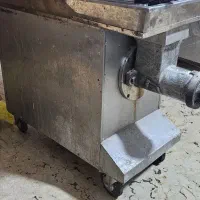 چرخ گوشت ۳ فاز ۴۲|ماشینآلات صنعتی|هشتگرد, مدرس|دیوار