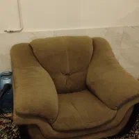 دو عدد مبل تک نفره کاملا سالم و پر