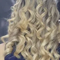 مدل رنگ مو میکاپ شینیون مژه ناخن کوتاهی پاکسازی|خدمات آرایشگری و زیبایی|اصفهان, سرچشمه|دیوار