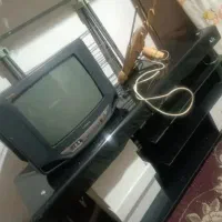 تلوزیون ۱۴ اینو سامسونگ با میز