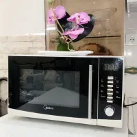 ماکروفر مدیا اصل فول آپشن 30L کاملا سالم درحدنو