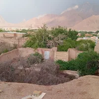 خانه باغ قدیمی تفت