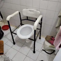 توالت فرنگی سیار متحرک تاشو|لوازم سرویس بهداشتی|ری, اقدسیه|دیوار