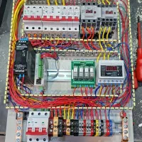 برقکار ساختمان برق صنعتی دوربین مدار بسته لاین نور|خدمات پیشه و مهارت|شیراز, معالی‌آباد|دیوار