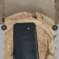 موبایل رایگان داده میشود