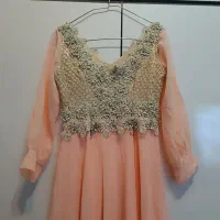 کفش لباس هر کدام ۴۰۰ تومان