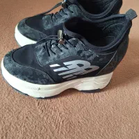 کفشهای دخترانه و زنانه