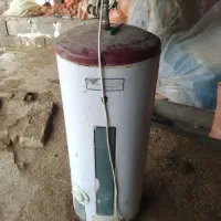 یک آب گرمکن برقی|آبگرمکن، پکیج، شوفاژ|شوشتر, |دیوار