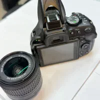 دوربین نیکون D5200 در حد نو