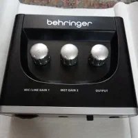 کارت صدا بهرینگر um2