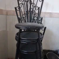 صندلی فلزی کاملا سالم