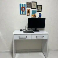 میز تحریر و میز کامپیوتر