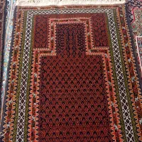 قالیچه دست بافت نقش دخترقاضی