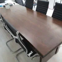 میز کنفرانس