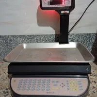 ترازو تمیز و سالم