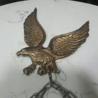 آویز بزرگ برنزی قدیمی 80 سانت با عقاب برنزی قدیمی|کلکسیون اشیاء عتیقه|ساری, |دیوار