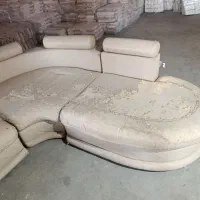 مبل نیاز به تعمیر