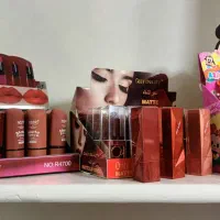 انواع رژلب جامد