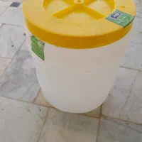 سطل ماست و پنیر