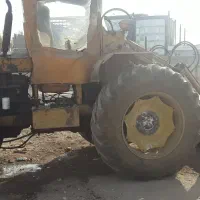 تراکتور رمانی بیل عقب