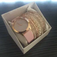 ست ساعت و دستبند خارجی آکبند و نو  با جعبه