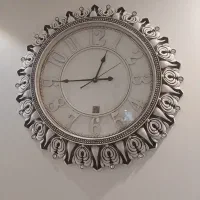 ساعت دیواری