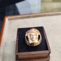 انگشتر ورساچه