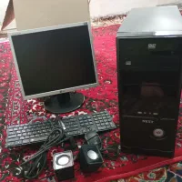 یک عدد کامپیوتر کامل با تمام وسایل