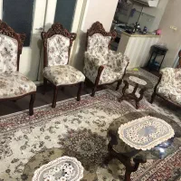 فروش مبلمان ۹نفره به همراه میزعسلی و آینه کامل