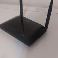 مودم Dlink -2740u بسیار تمیز|مودم و تجهیزات شبکه|خمینی‌شهر, |دیوار