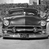 بازسازی و خدمات فنی خودرو های سواری