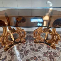 میز غذا خوریی و فرش