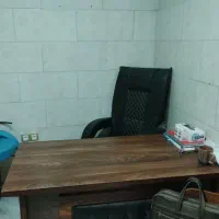 میز وصندلی اداری و پاف