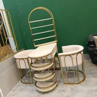 میز ناخن پرطرفدار / صندلی پرفروش و راحت هلال|آرایشگاه و سالن‌های زیبایی|ملک‌آباد, |دیوار