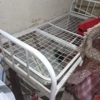 تخت بیمارستانی