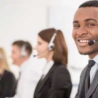 استخدام منشی خانم با روابط عمومی بالا