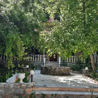 اجاره باغ ویلا۷۰۰متر،باغ۸۰متربنا،۵۰مترتراس خوانسار|اجارهٔ کوتاه‌مدت ویلا و باغ|خوانسار, |دیوار