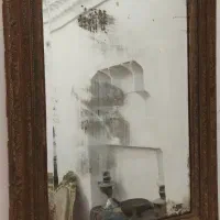 آینه قدیمی و خاص|کلکسیون اشیاء عتیقه|یزد, |دیوار