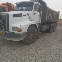 نیازمنده راننده پایه یک کمپرسی ده چرخ